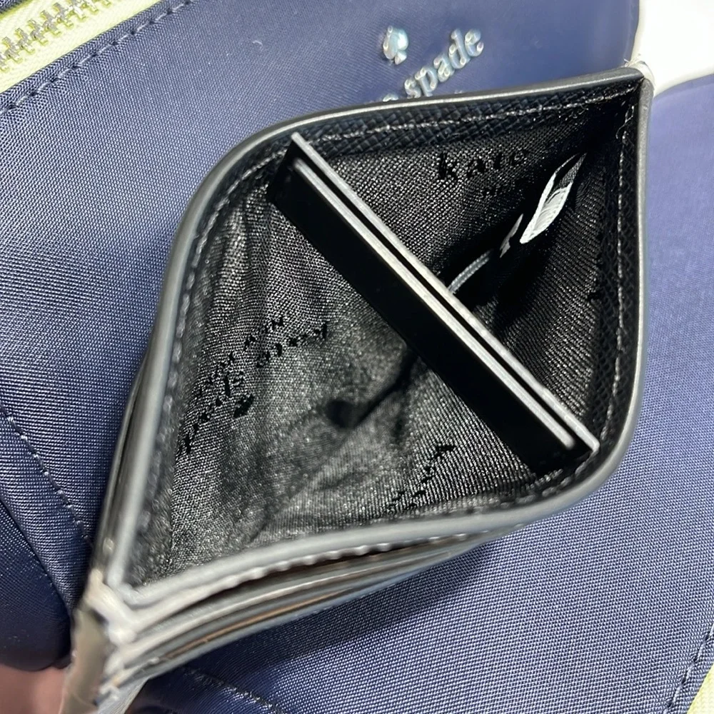 Kate Spade Madison Small Slim Card Holder
Platinum Grey Multi
NWT - Picture 13 of 16